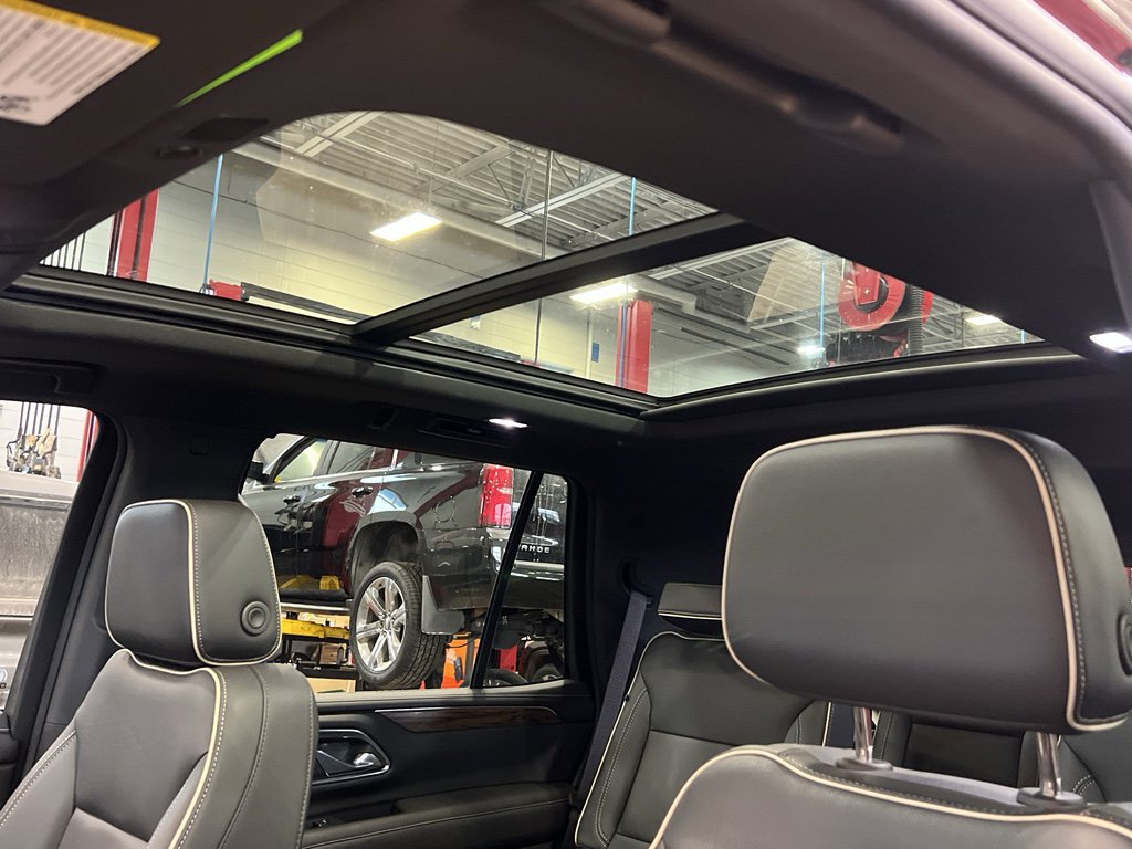 Used 2024 Chevrolet Tahoe Premier w/ Premium Package image 20