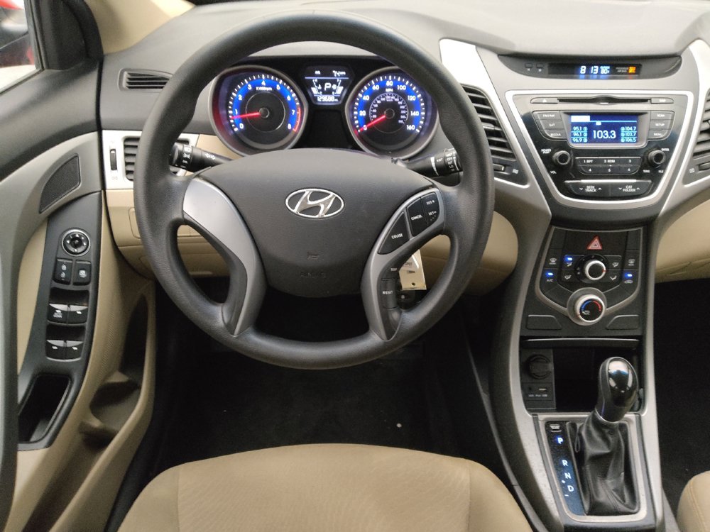 Used 2016 Hyundai Elantra SE FWD image 22