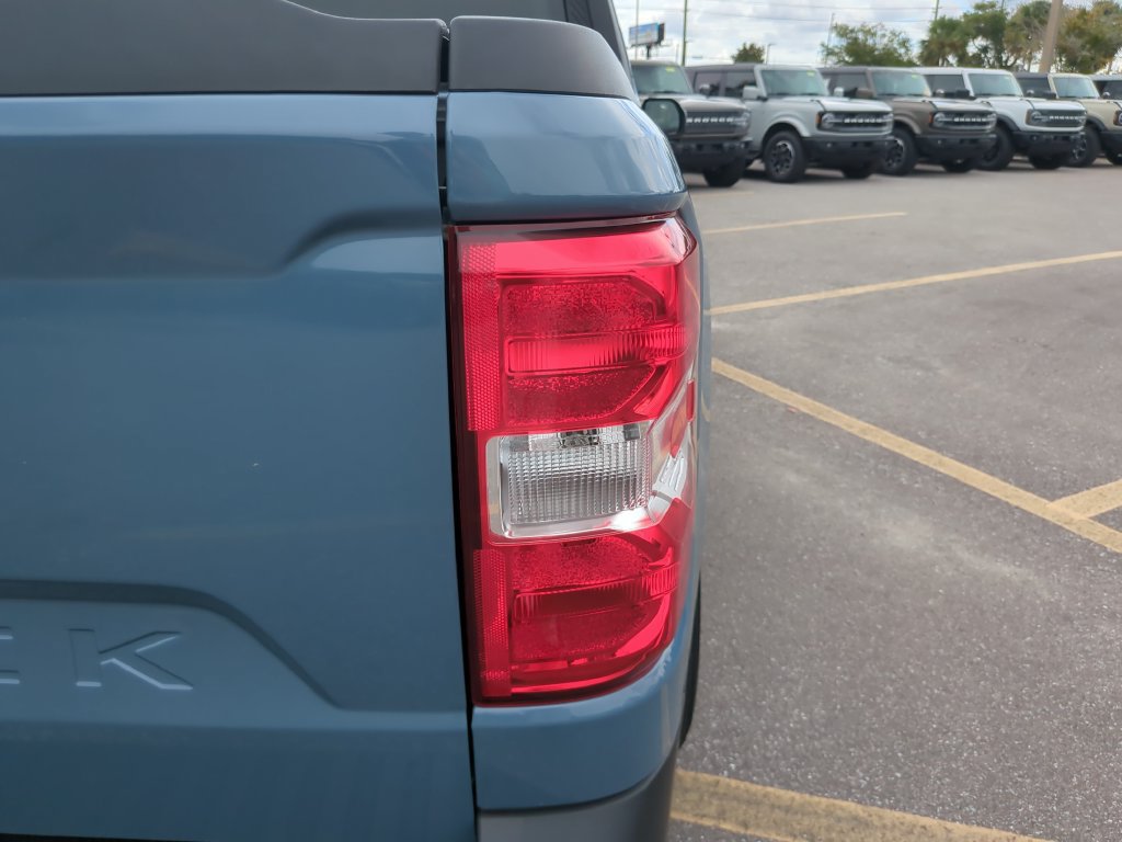 Certified 2024 Ford Maverick XLT w/ XLT Luxury Package FWD image 12