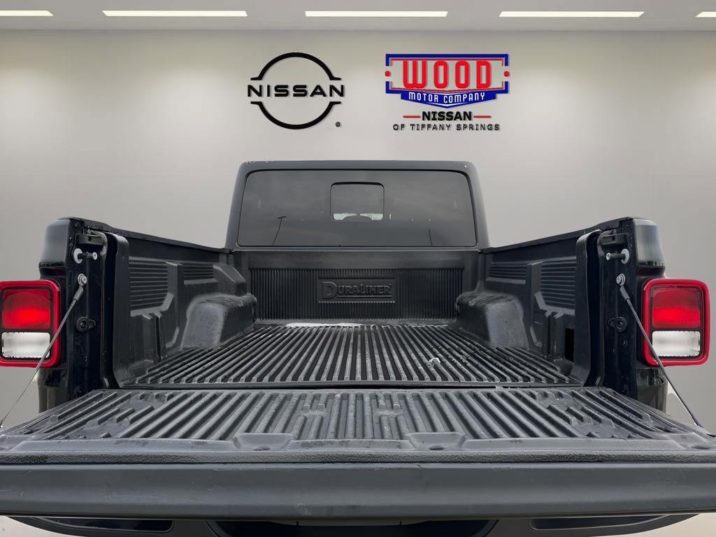 Used 2023 Jeep Gladiator Overland image 28