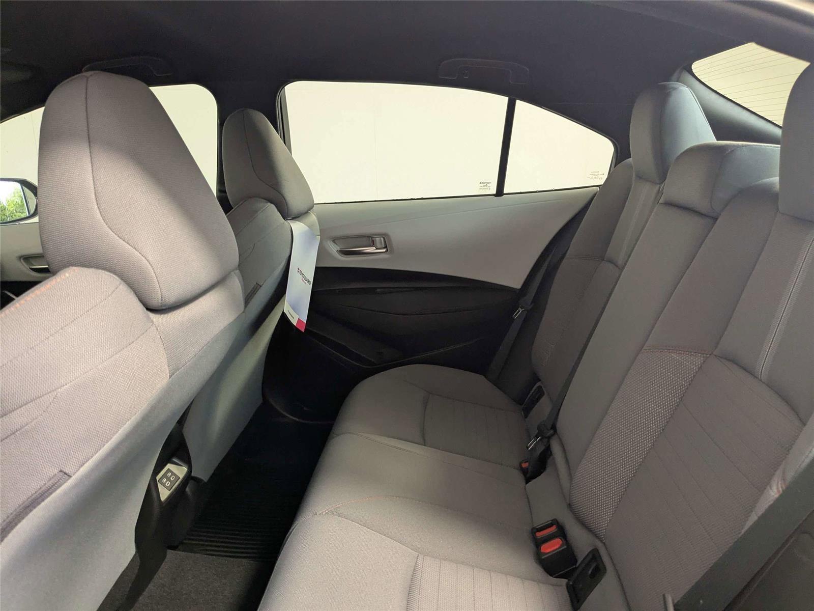 Used 2025 Toyota Corolla FX w/ Convenience Package FWD image 31