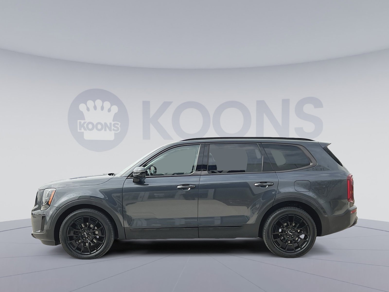 Used 2022 Kia Telluride SX w/ SX Prestige Package image 2