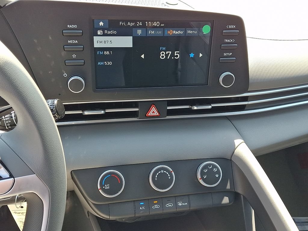 New 2026 Hyundai Elantra SE FWD image 12