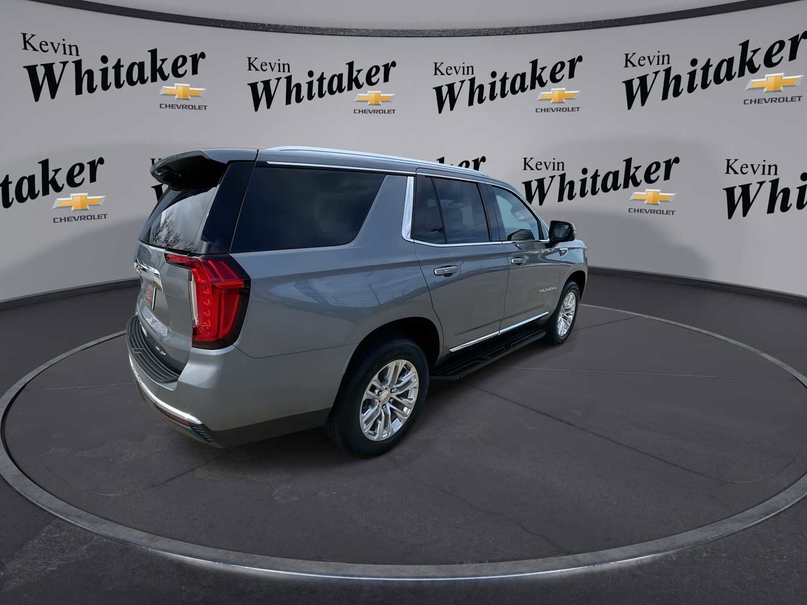 Used 2021 GMC Yukon SLT w/ SLT Luxury Plus Package image 8