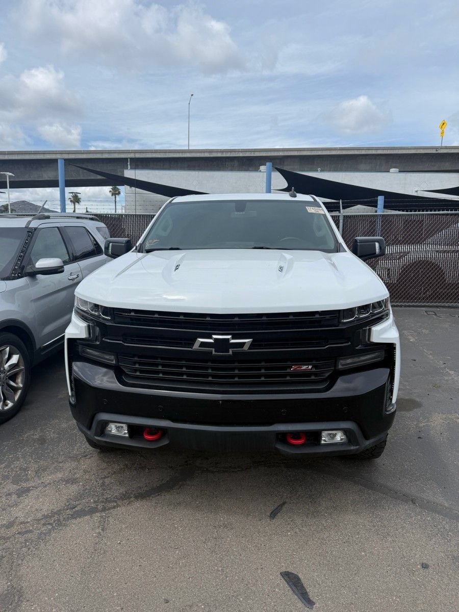 Used 2021 Chevrolet Silverado 1500 LT Trail Boss w/ Convenience Package II AWD/4WD image 3