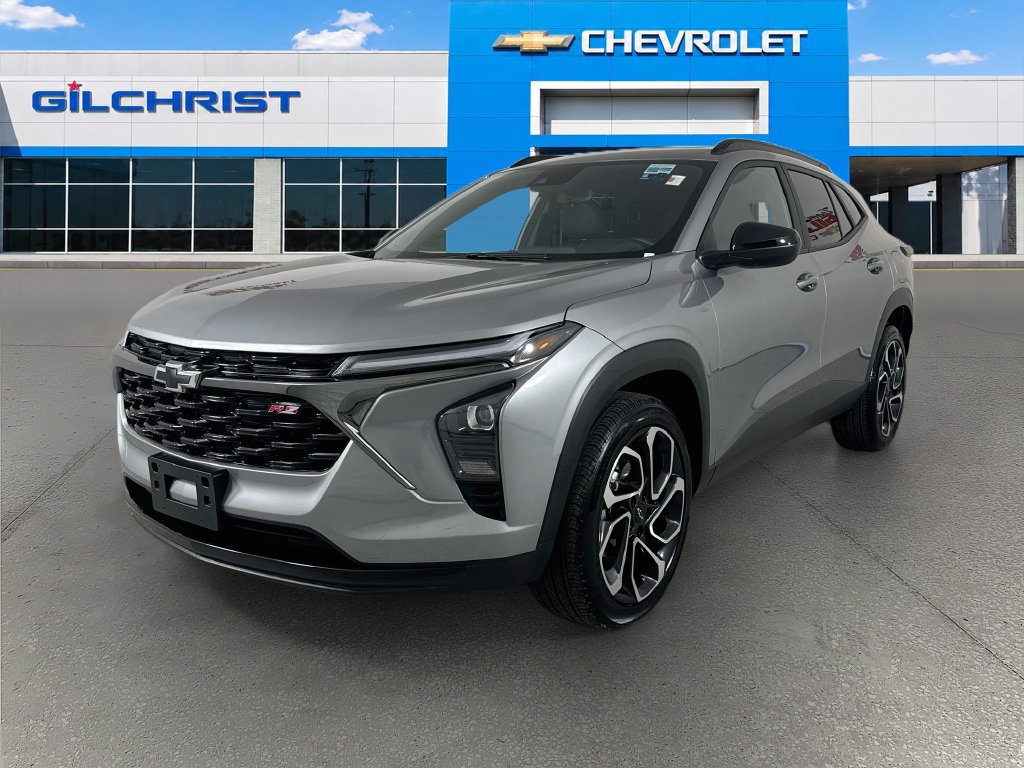 Used 2025 Chevrolet Trax RS w/ Sunroof Package FWD image 4