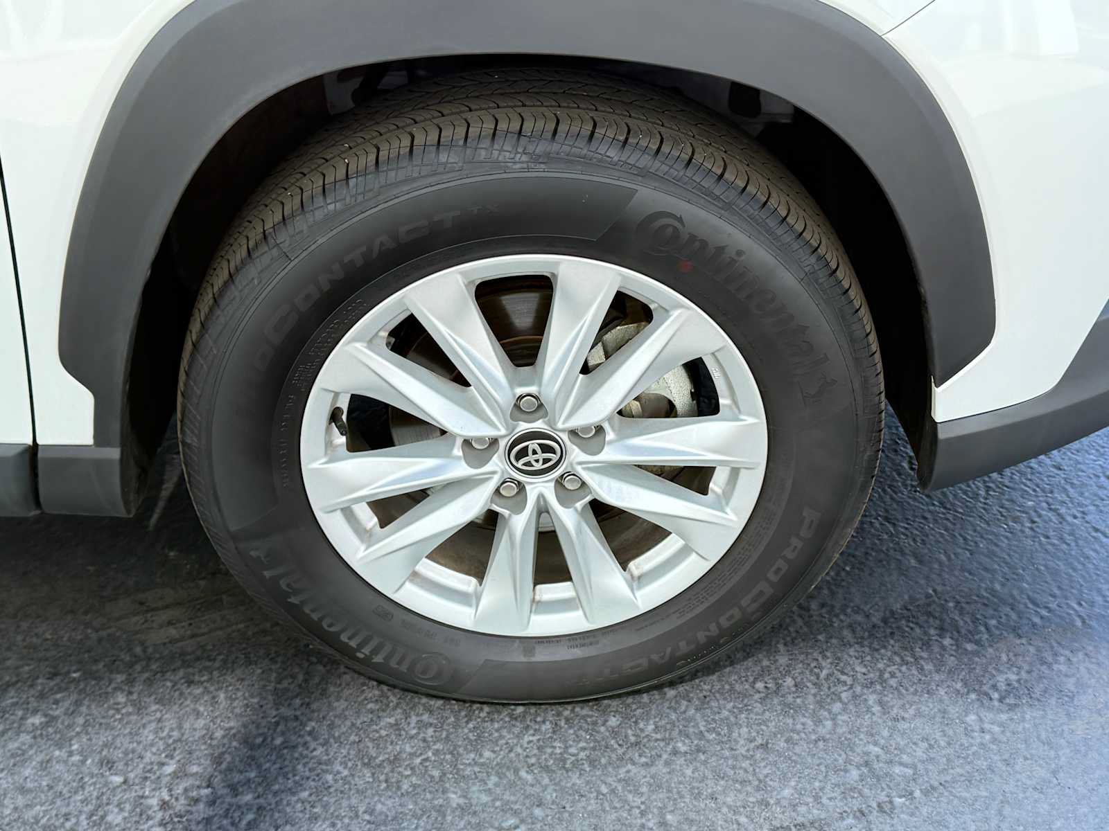 Certified 2026 Toyota Corolla Cross LE AWD/4WD image 7