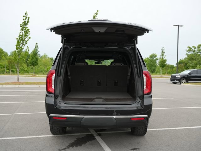 Used 2022 GMC Yukon XL SLT w/ SLT Premium Package AWD/4WD image 18