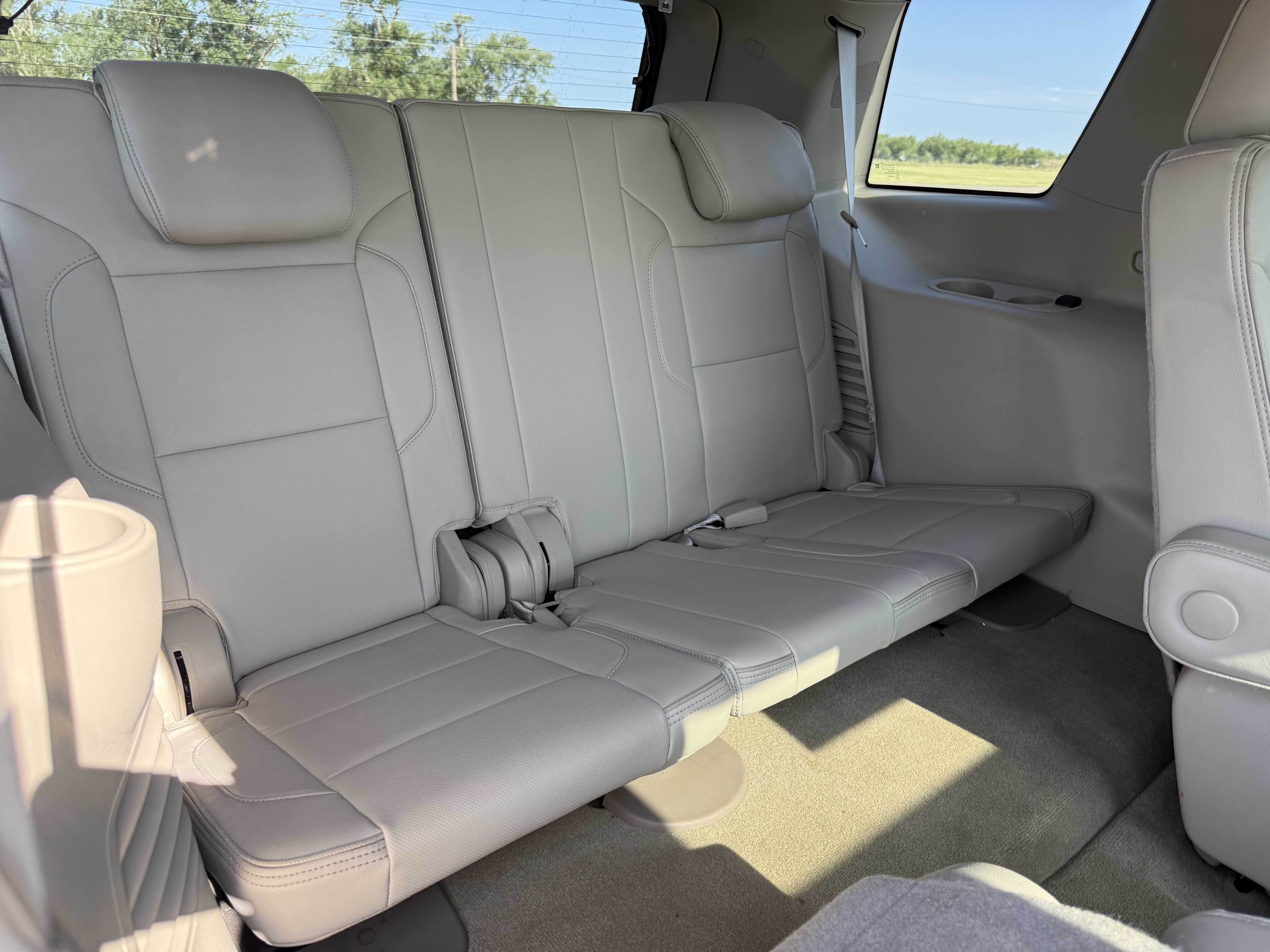 Used 2018 GMC Yukon Denali w/ Open Road Package AWD/4WD image 11