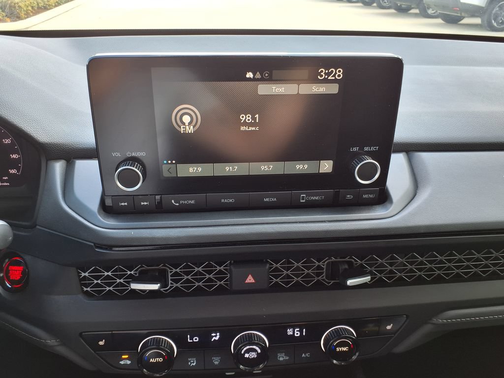 Used 2023 Honda Accord EX image 31