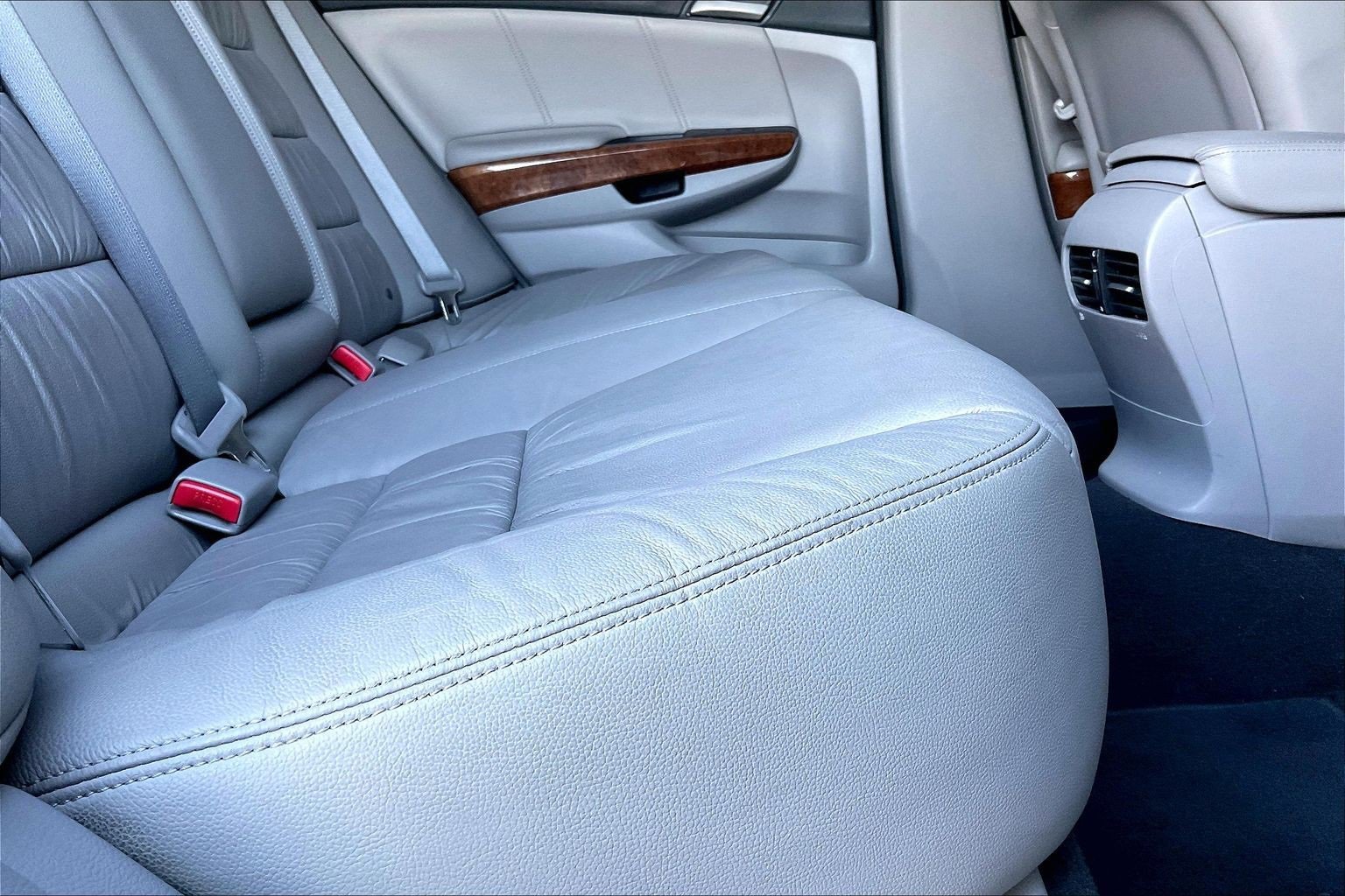 Used 2012 Honda Accord EX-L image 17