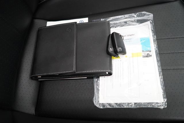 Used 2022 Volkswagen Tiguan SE w/ Panoramic Sunroof Package image 68