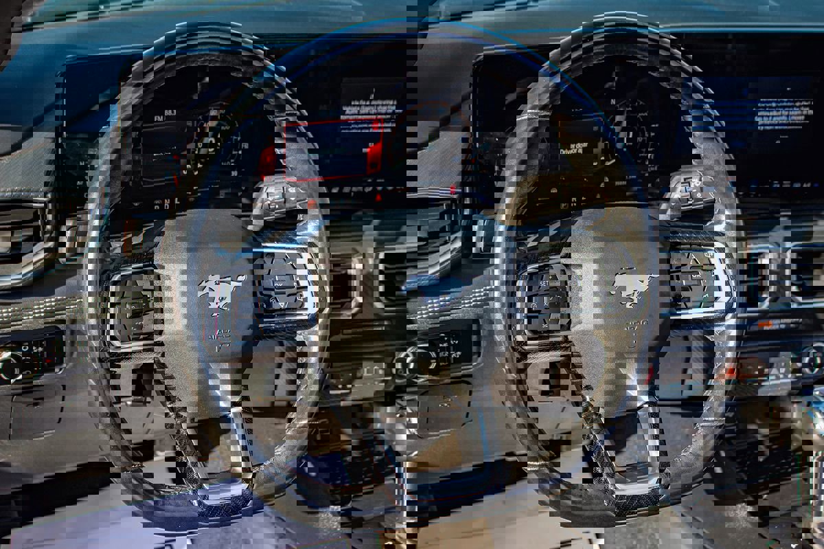 Used 2024 Ford Mustang Premium image 19