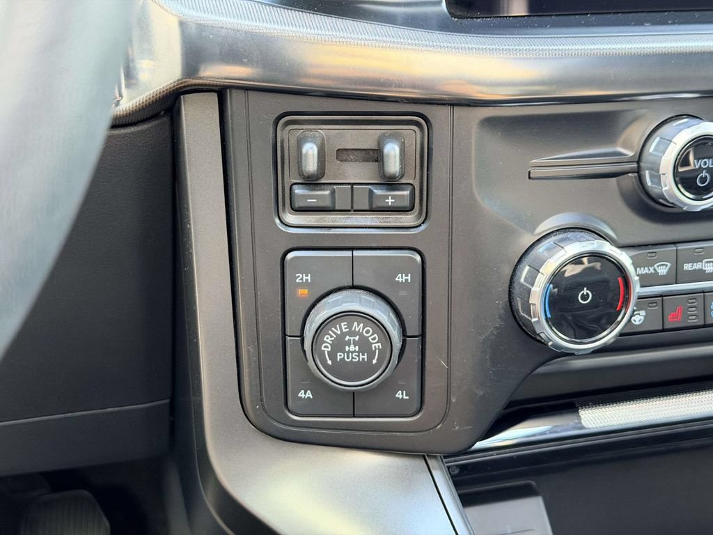 Used 2024 Ford F150 Lariat AWD/4WD image 6