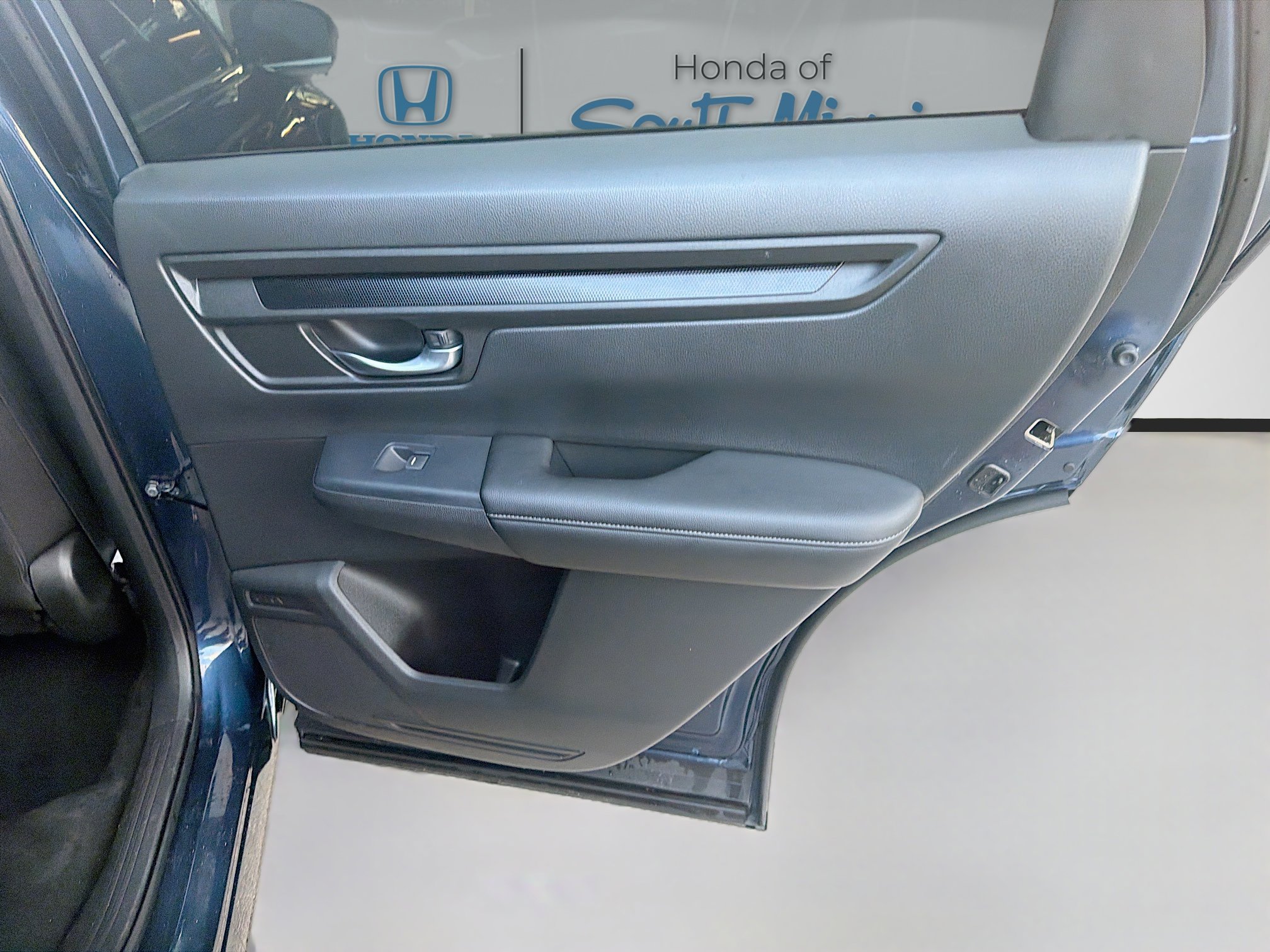 Certified 2025 Honda CR-V LX image 30