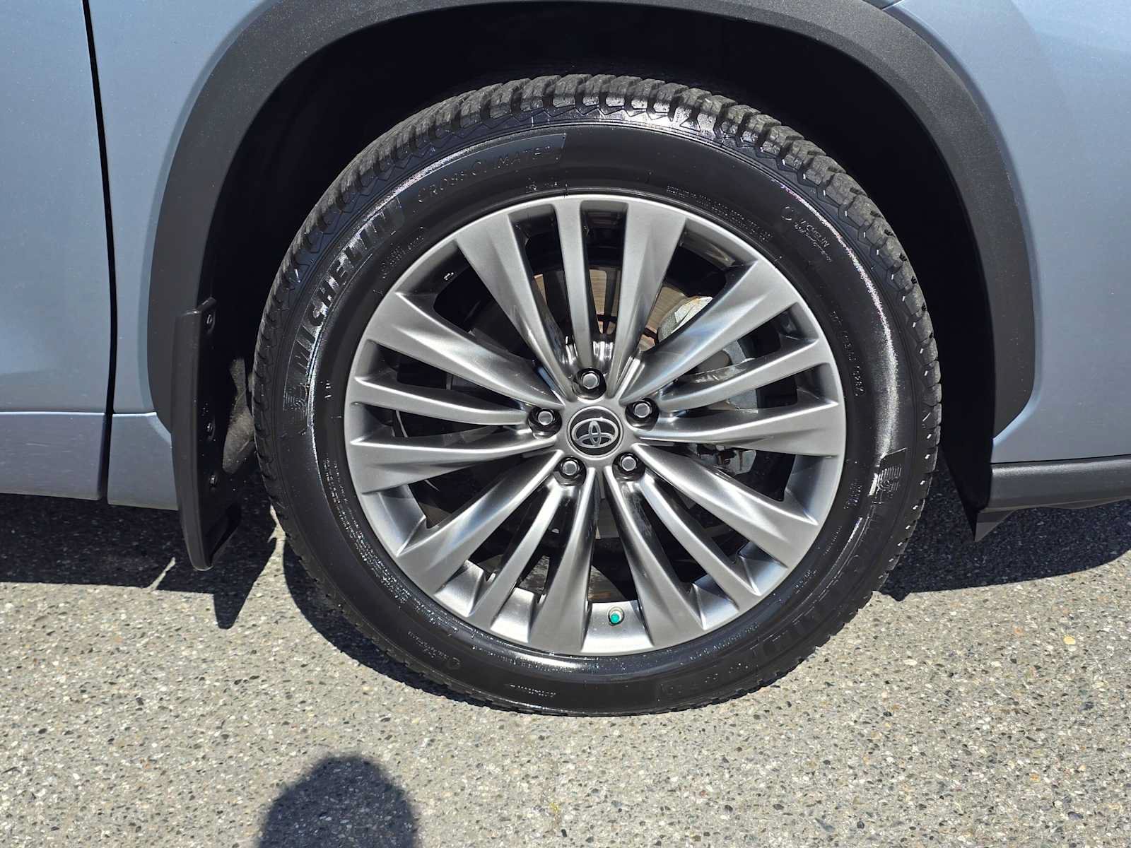 Used 2021 Toyota Highlander Platinum AWD/4WD image 9