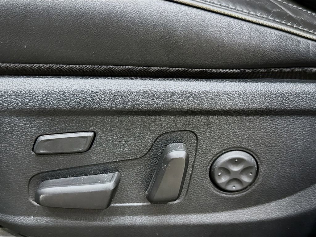 Used 2022 Hyundai Palisade Limited image 20