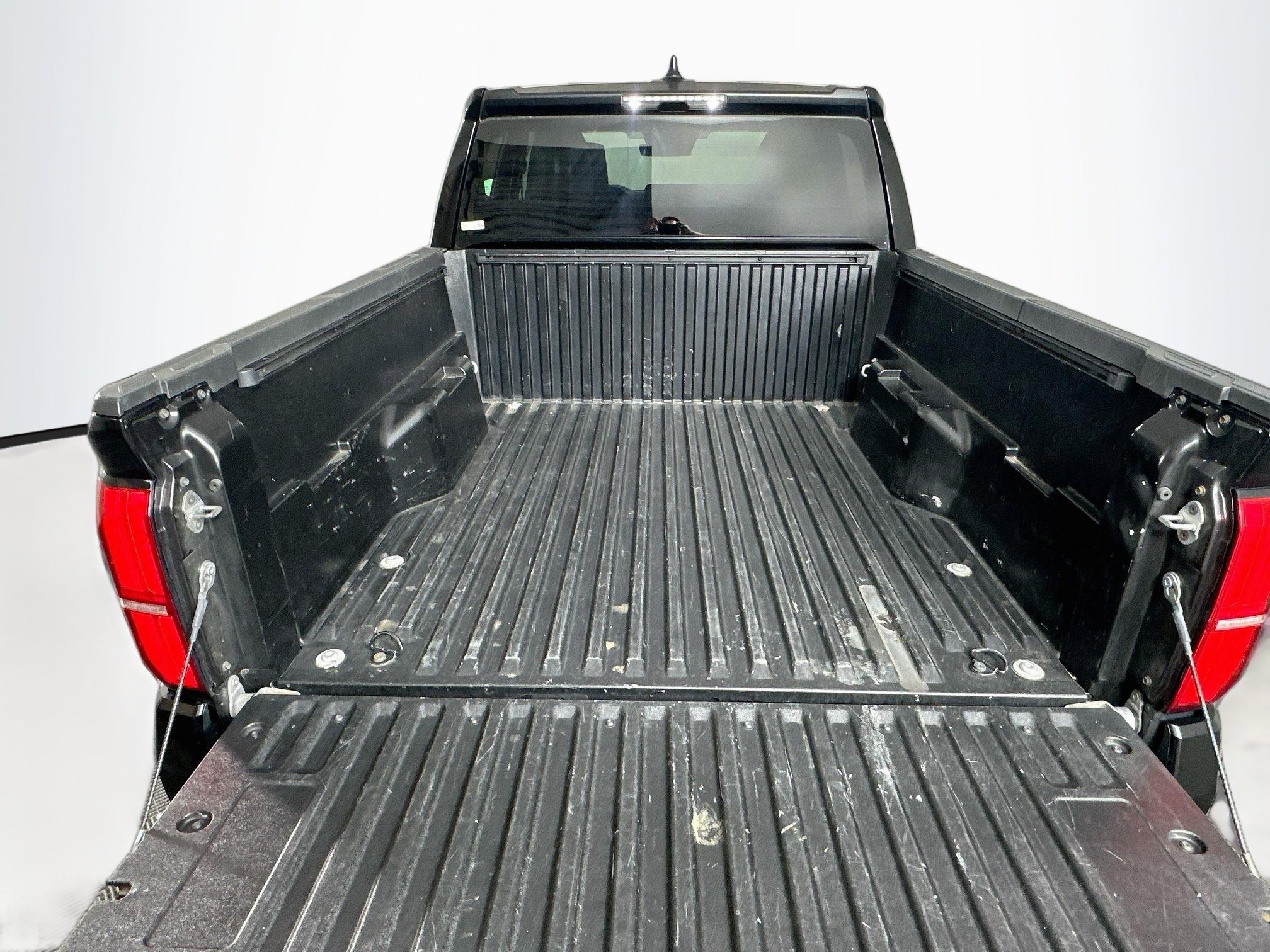 Used 2024 Toyota Tacoma SR5 RWD image 28