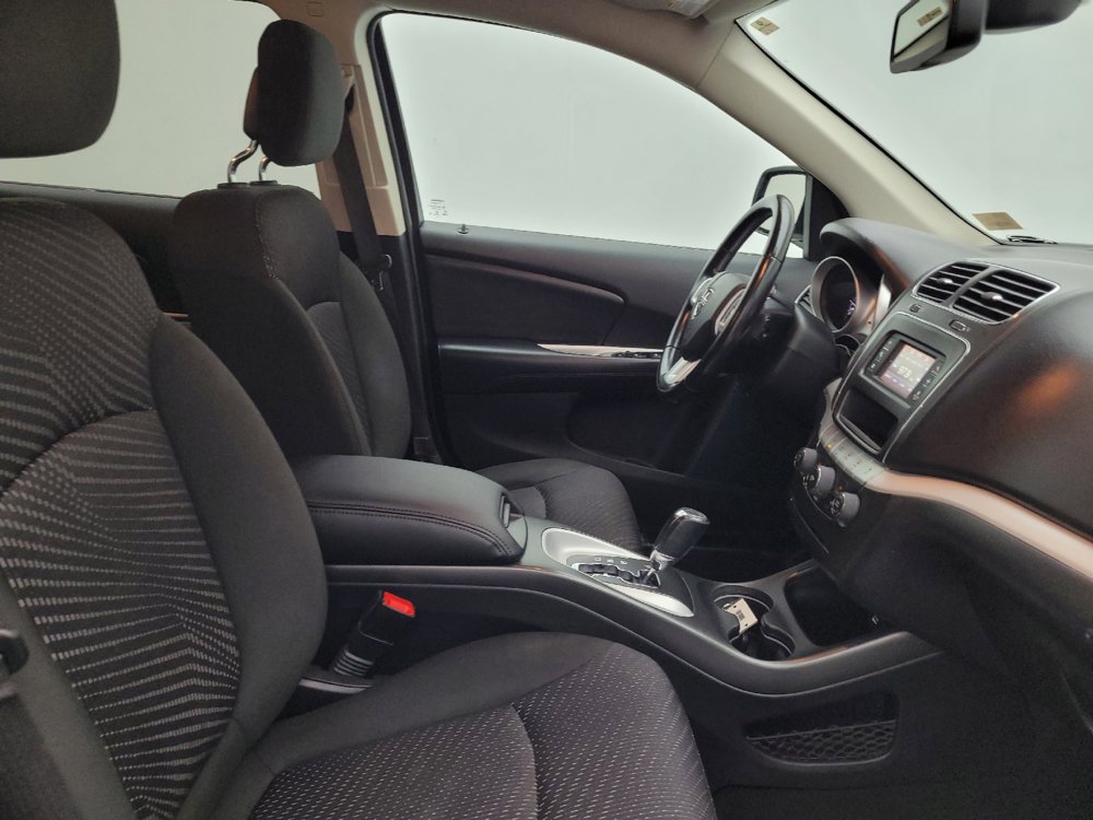 Used 2020 Dodge Journey SE w/ SE Popular Equipment Group FWD image 21