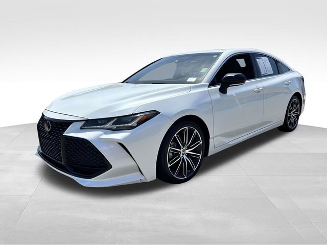 Used 2019 Toyota Avalon Touring FWD image 5