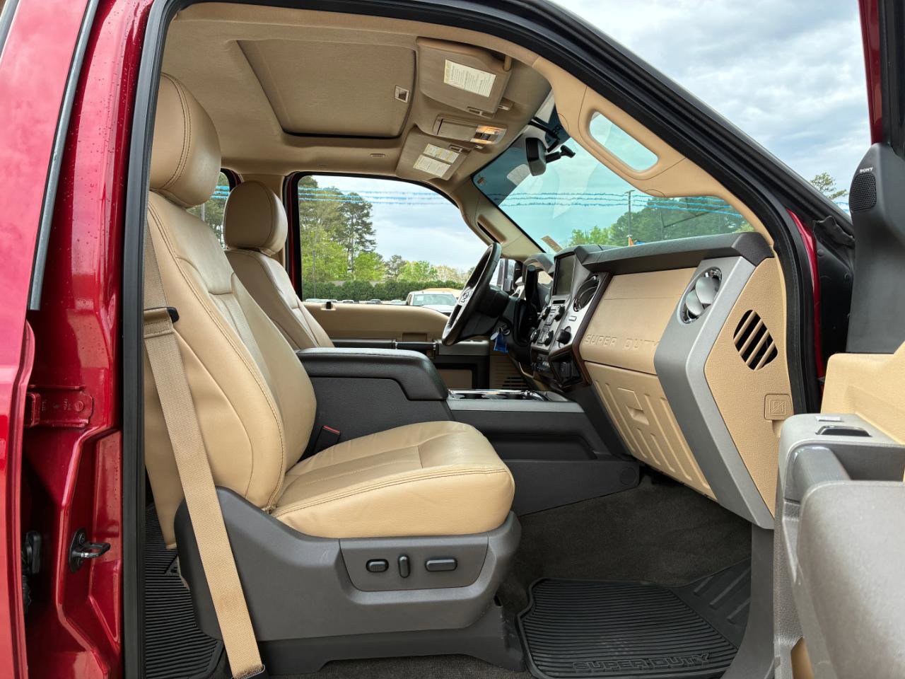 Used 2015 Ford F350 Lariat w/ Lariat Ultimate Package image 18