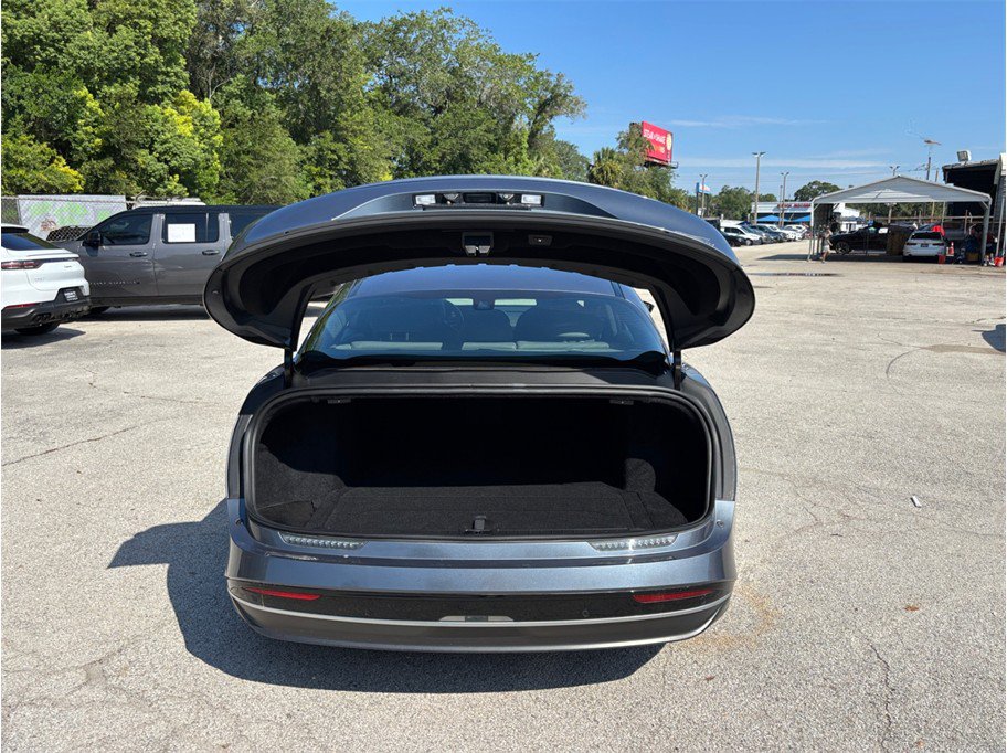 Used 2023 Lucid Air Pure AWD/4WD image 47
