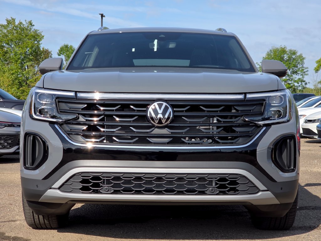 New 2026 Volkswagen Atlas Cross Sport SEL AWD/4WD image 11