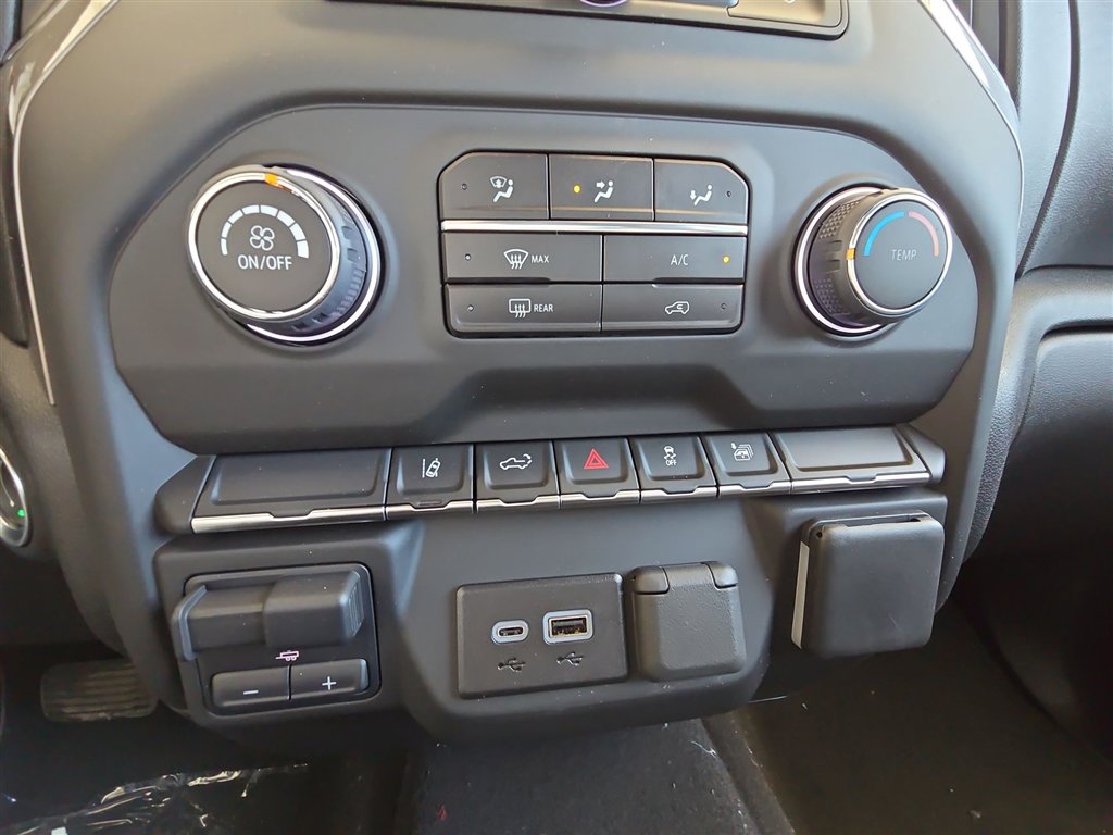 New 2025 Chevrolet Silverado 2500 Custom w/ Custom Convenience Package image 17