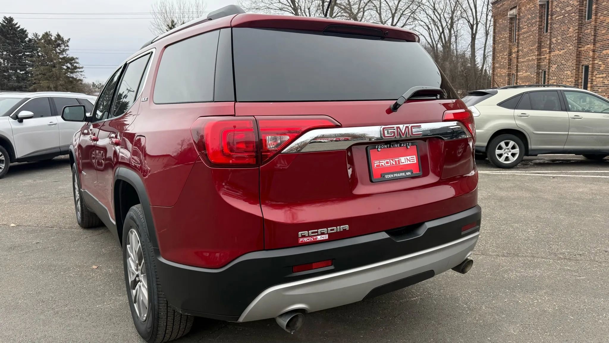 Used 2019 GMC Acadia SLE w/ LPO, Cargo Package image 7