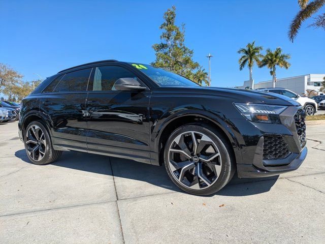 Used 2024 Audi RS Q8 image 2