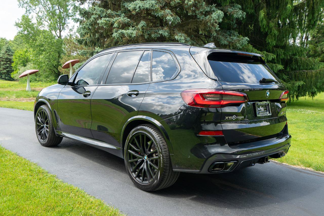 Used 2021 BMW X5 M50i AWD/4WD image 5
