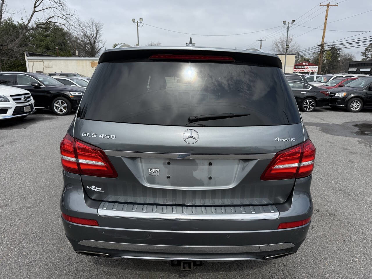 Used 2017 Mercedes-Benz GLS 450 4MATIC image 4