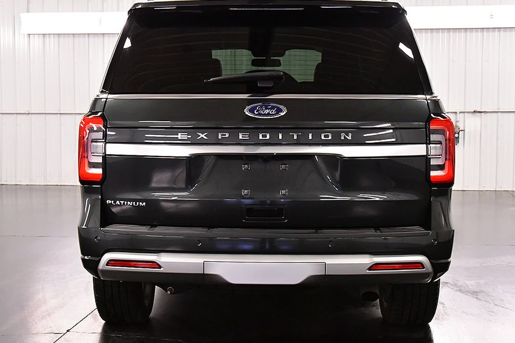 Used 2023 Ford Expedition Platinum AWD/4WD image 6
