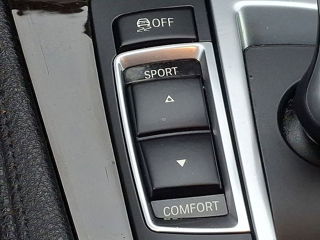 Used 2015 BMW 528i Sedan image 24