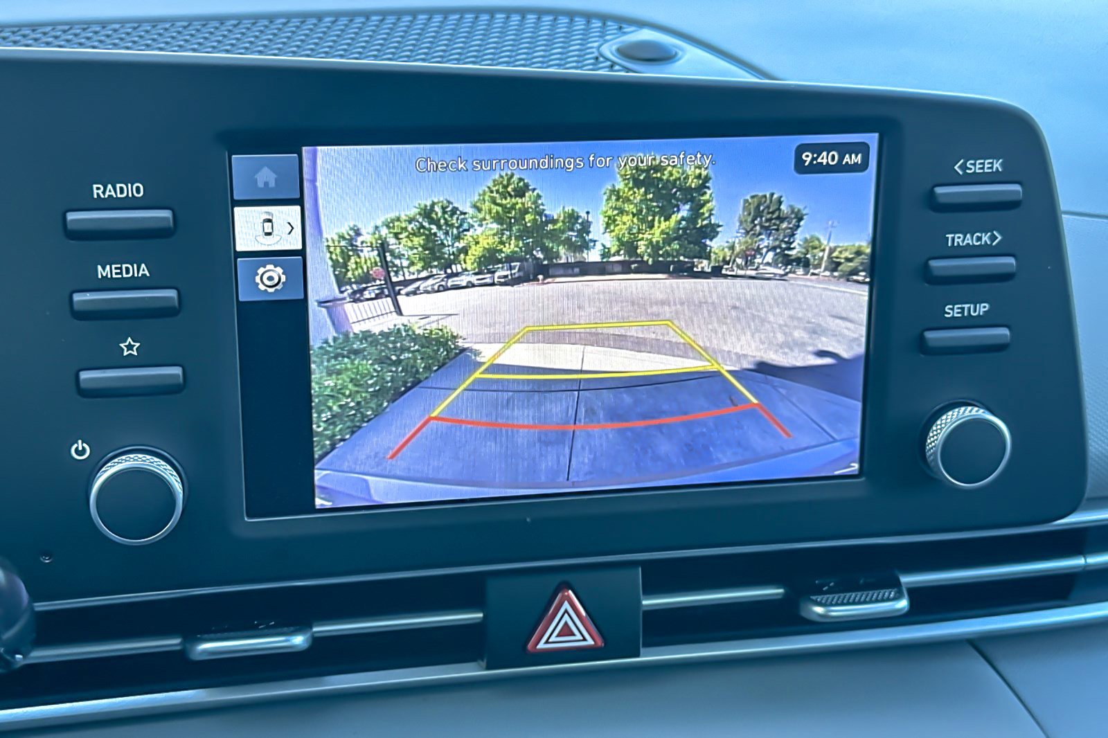 Used 2025 Hyundai Elantra SE FWD image 25