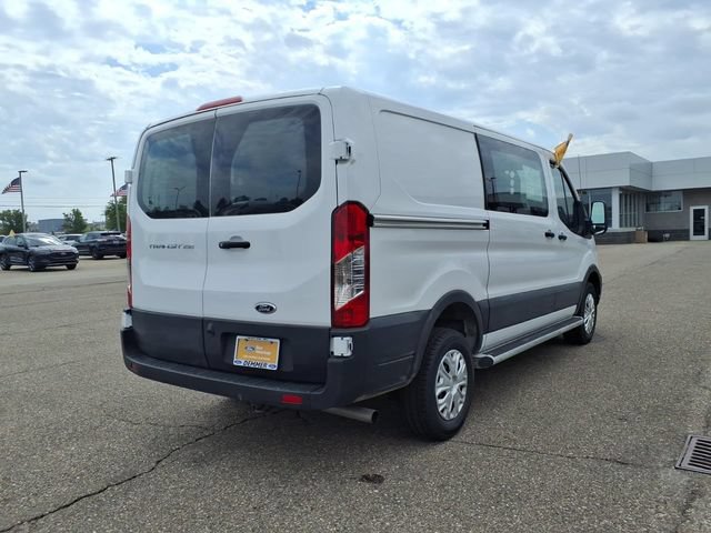 Certified 2025 Ford Transit 250 Low Roof w/ Exterior Upgrade Package RWD image 7