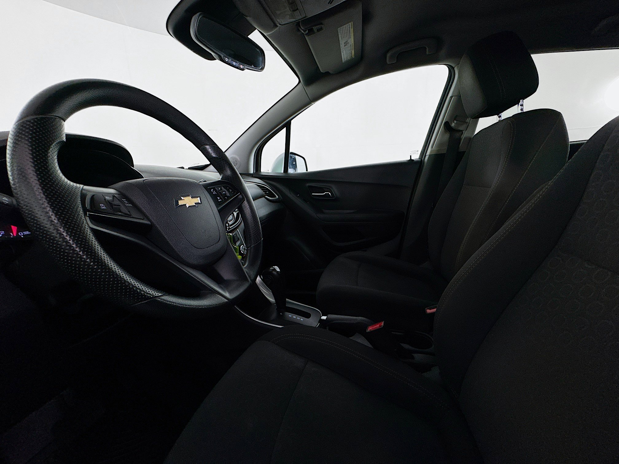 Used 2020 Chevrolet Trax LS w/ Tint and Cruise Package AWD/4WD image 19