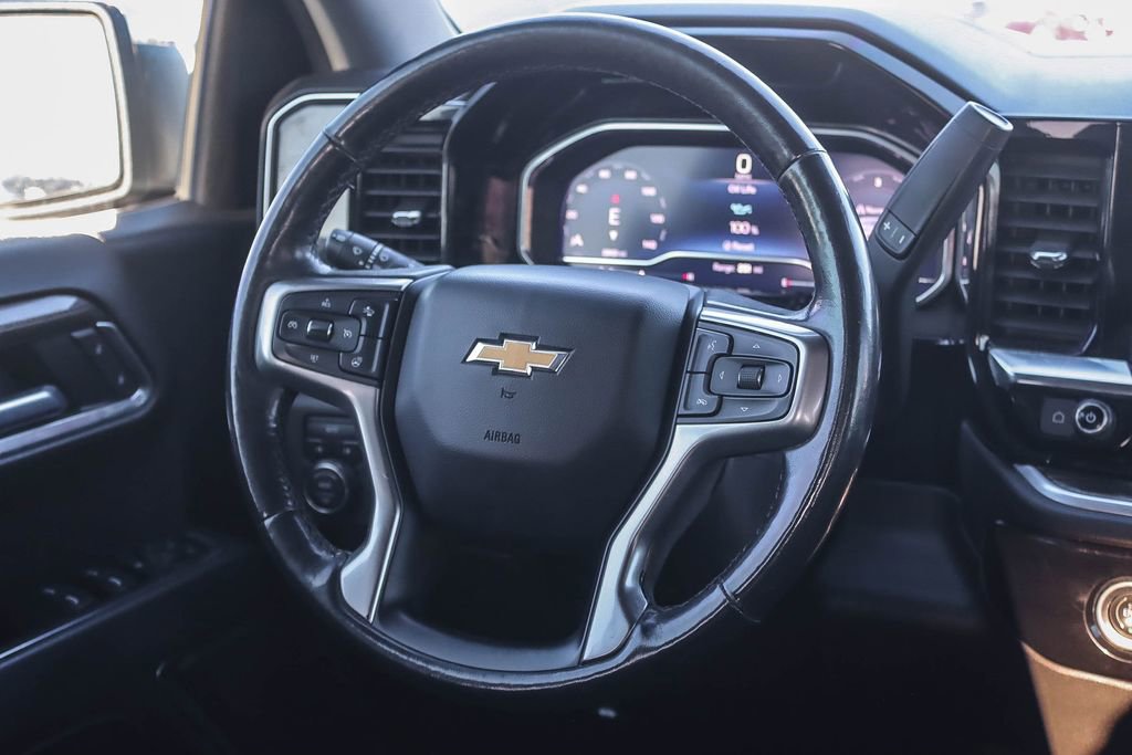 Used 2022 Chevrolet Silverado 1500 LT image 23