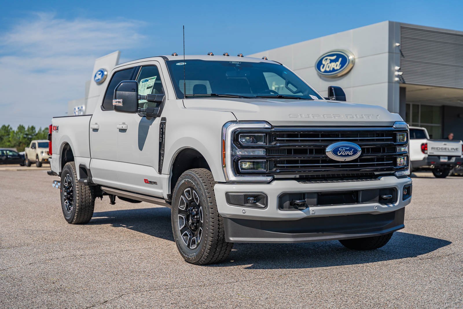 New 2025 Ford F250 Platinum video 1