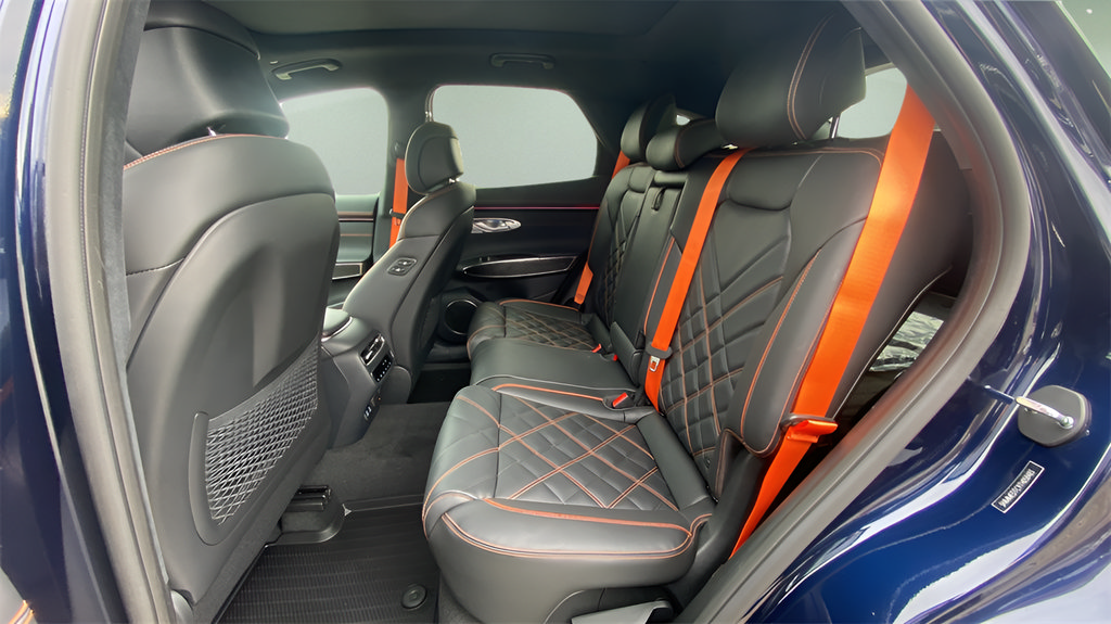 New 2026 Genesis GV70 3.5T Sport Prestige AWD/4WD image 9
