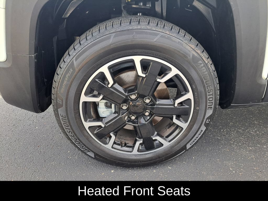 Used 2023 Jeep Renegade Trailhawk w/ Trailhawk Elite Group AWD/4WD image 9