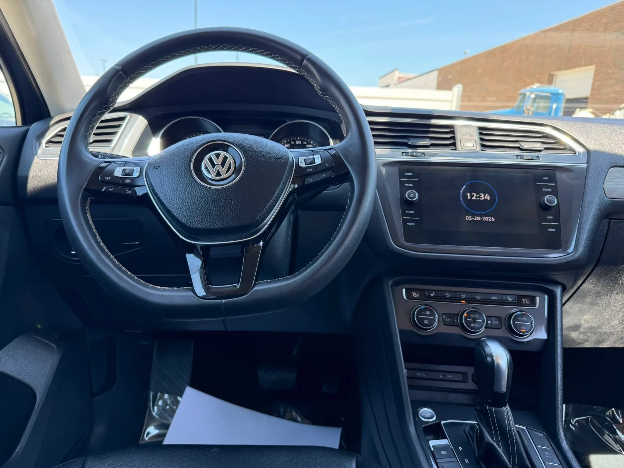 Used 2021 Volkswagen Tiguan SE R-Line AWD/4WD image 24
