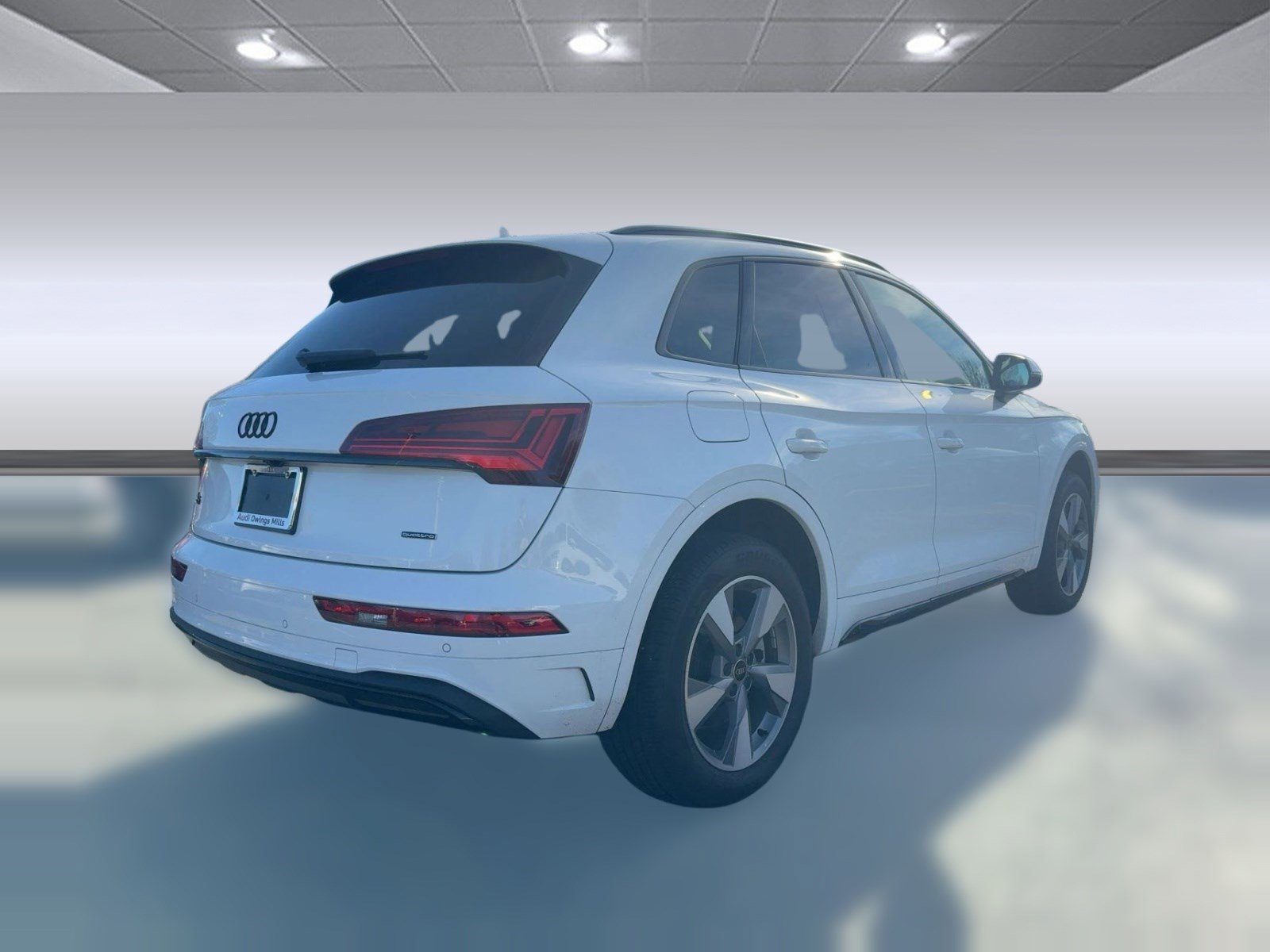 Used 2025 Audi Q5 2.0T Premium w/ Convenience Plus Package image 9