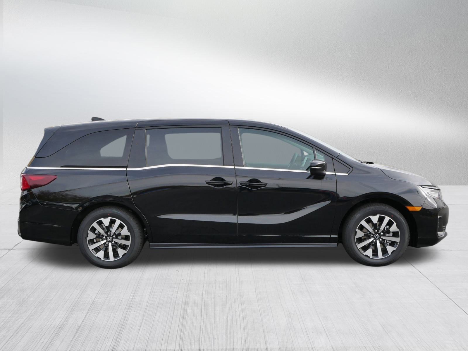 New 2026 Honda Odyssey EX-L image 8