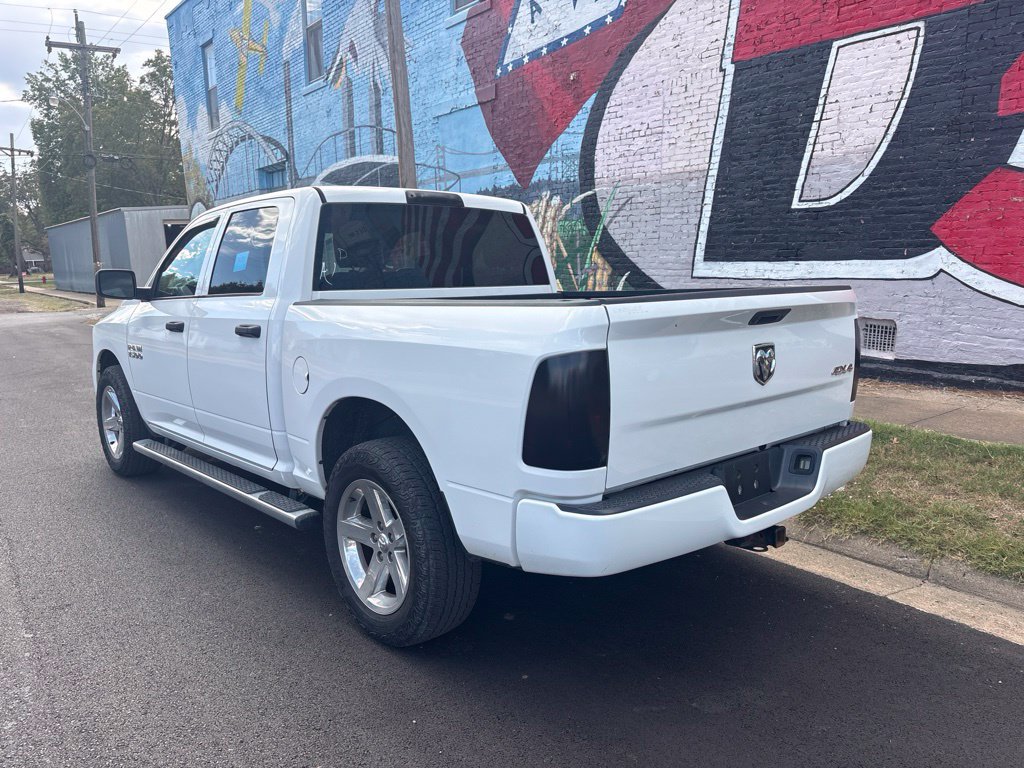 Used 2018 RAM 1500 Express w/ Express Value Package AWD/4WD image 5