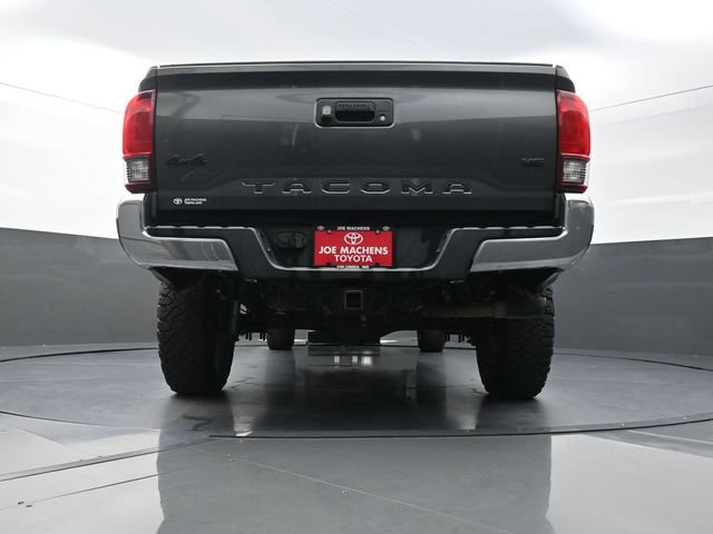 Used 2019 Toyota Tacoma SR5 AWD/4WD image 38