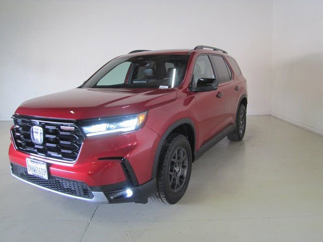 Certified 2023 Honda Pilot TrailSport
