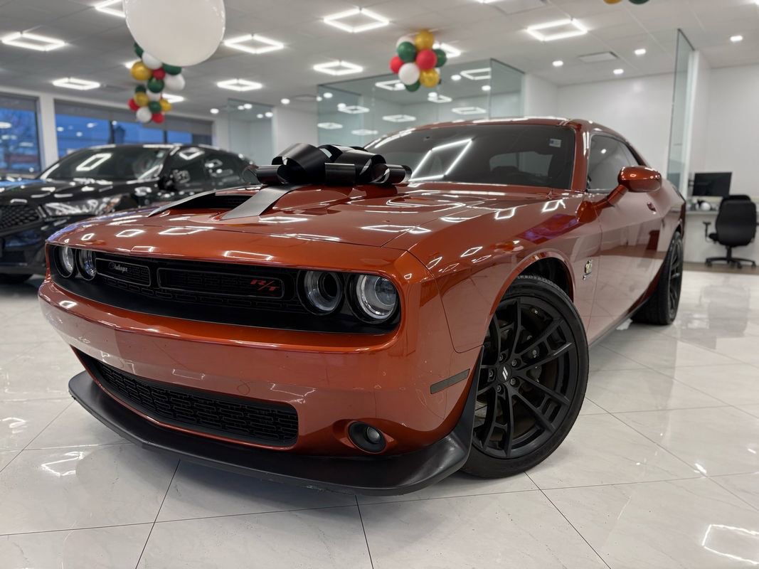 Used 2020 Dodge Challenger R/T Scat Pack image 1