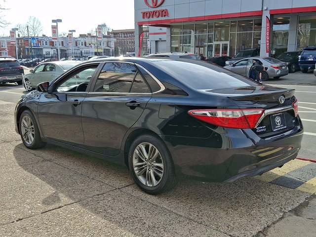 Used 2016 Toyota Camry SE FWD image 5