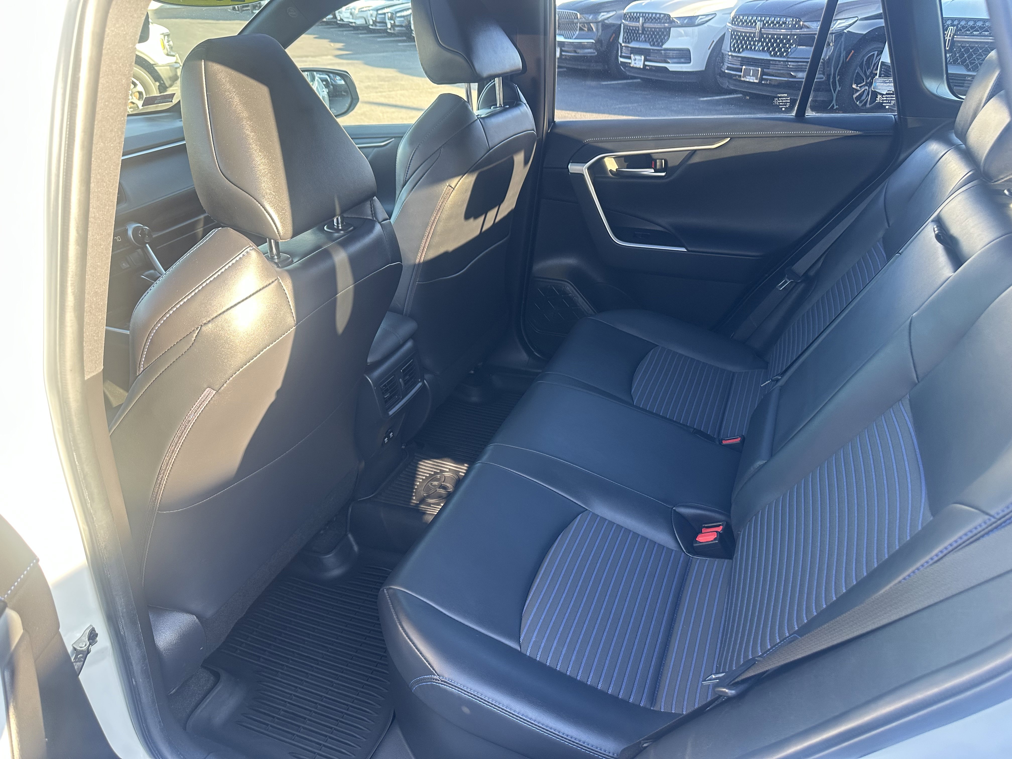 Used 2020 Toyota RAV4 XSE image 9